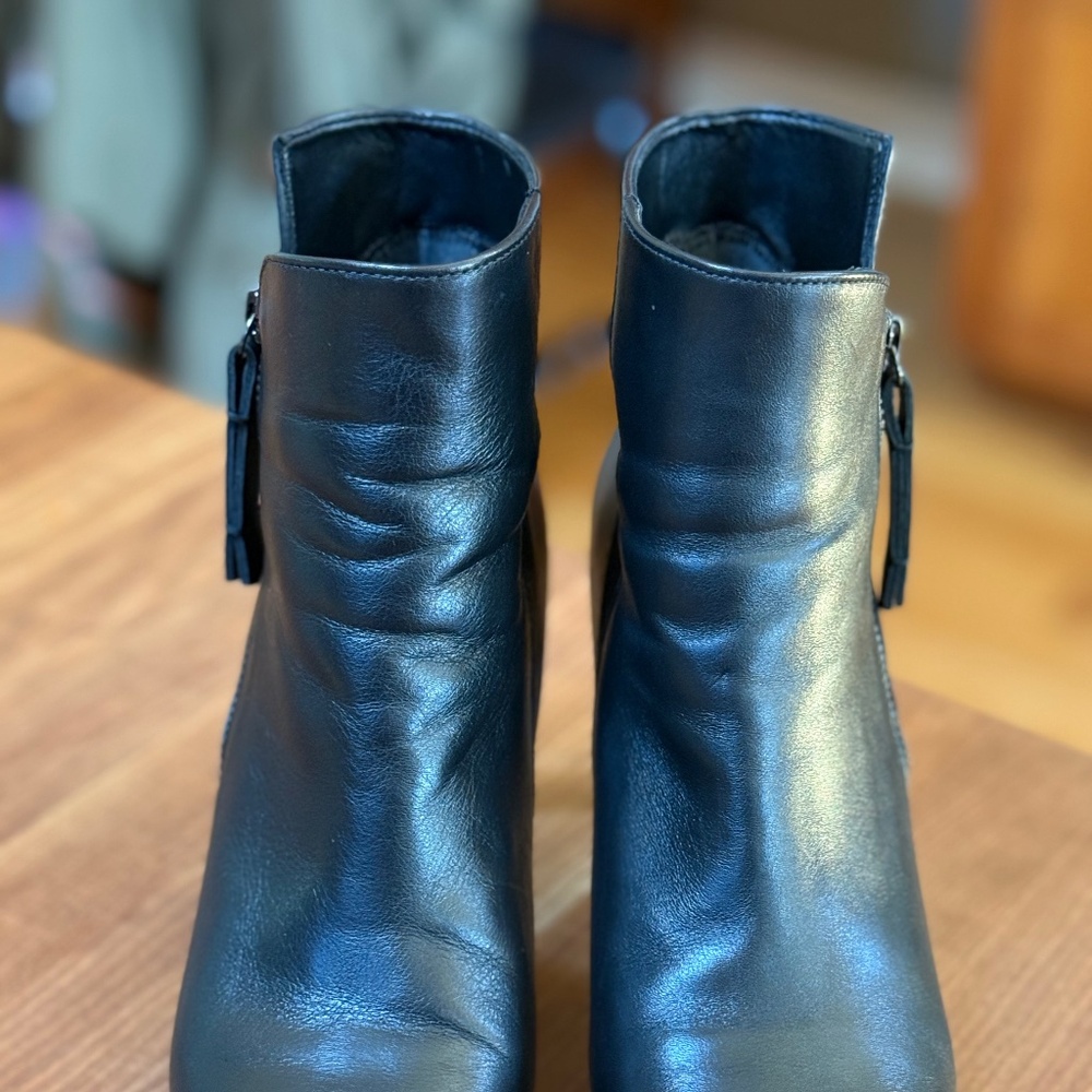 Gabor Ankle Boots - Picture 3 of 5